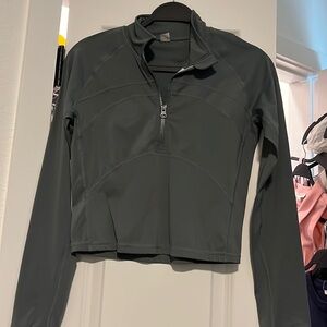 Fitted/Cropped Quarter Zip